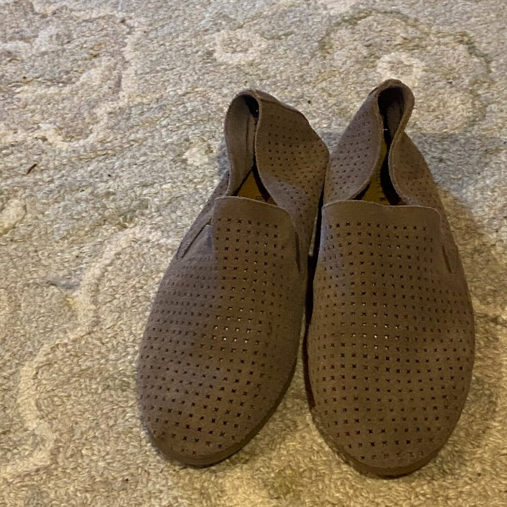 Lucky Brand leather flats